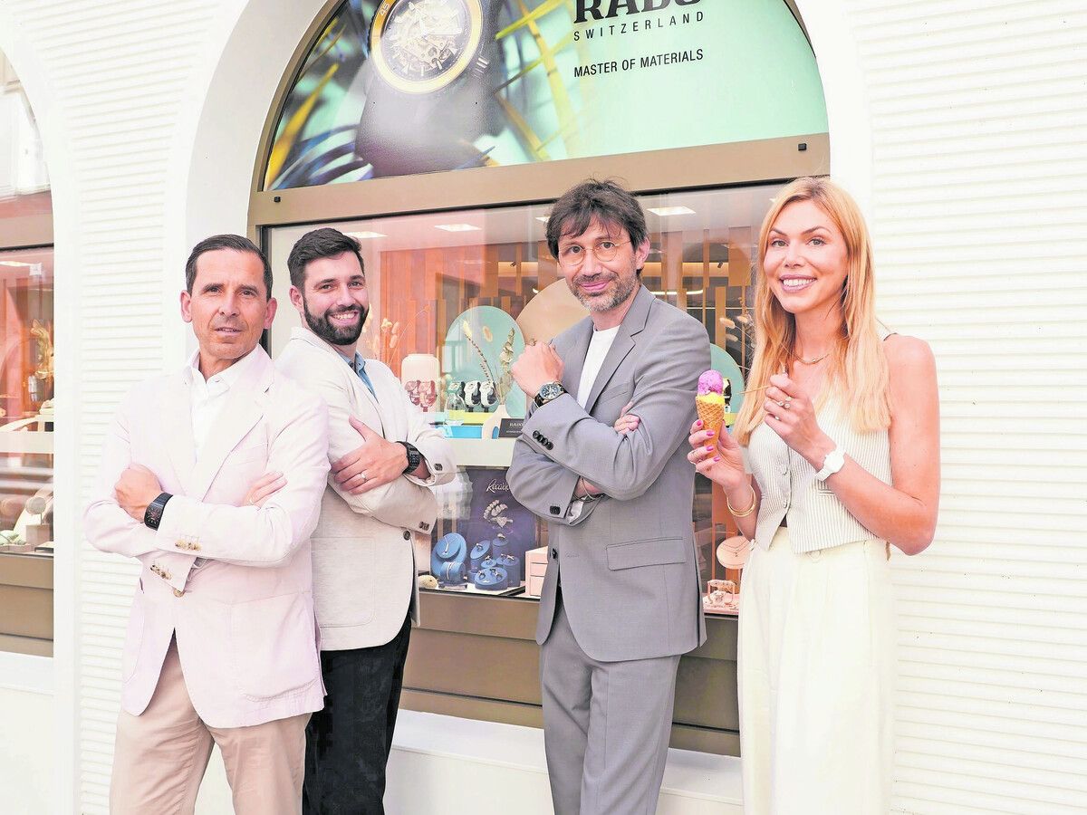 Katharina und Andreas Kopf mit Rado-Division-Manager Peter Gauss und Marcel Minatti-Wallisch (Rado Sales Representative) bei der exklusiven Rado-Uhrenausstellung. ⇒sie
