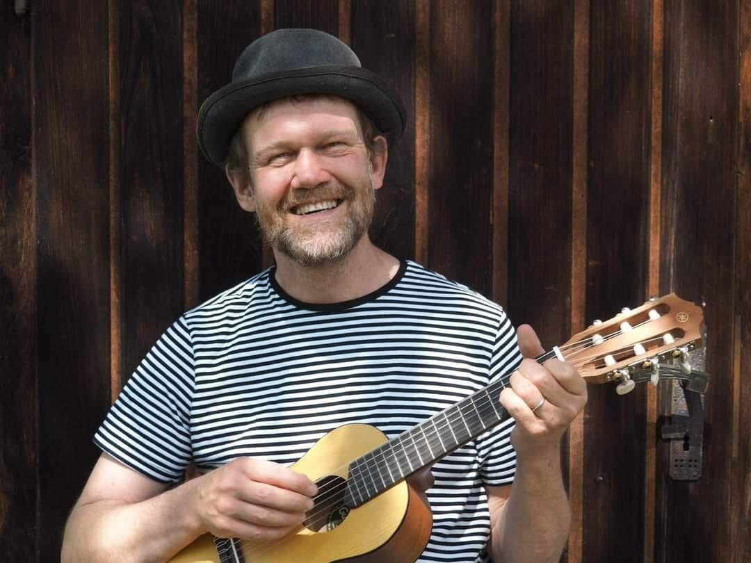 Konrad Bönig lädt am 22. August in Altenstadt zum Mitmachkonzert ein.⇒Paula Bönig