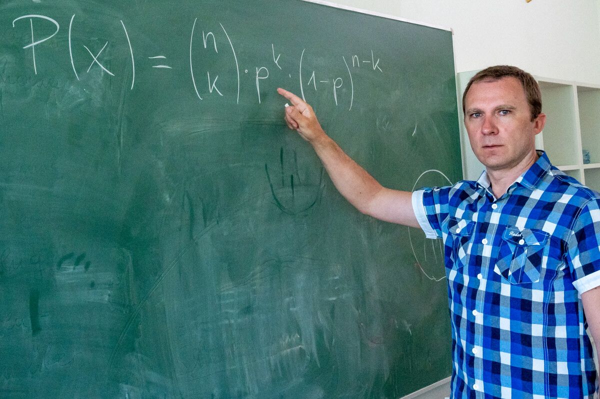 Lehrer und VWA-Experte Freddy Wittwer hat schon über 20 Arbeiten betreut und kennt sich in der Thematik aus.⇒lerch