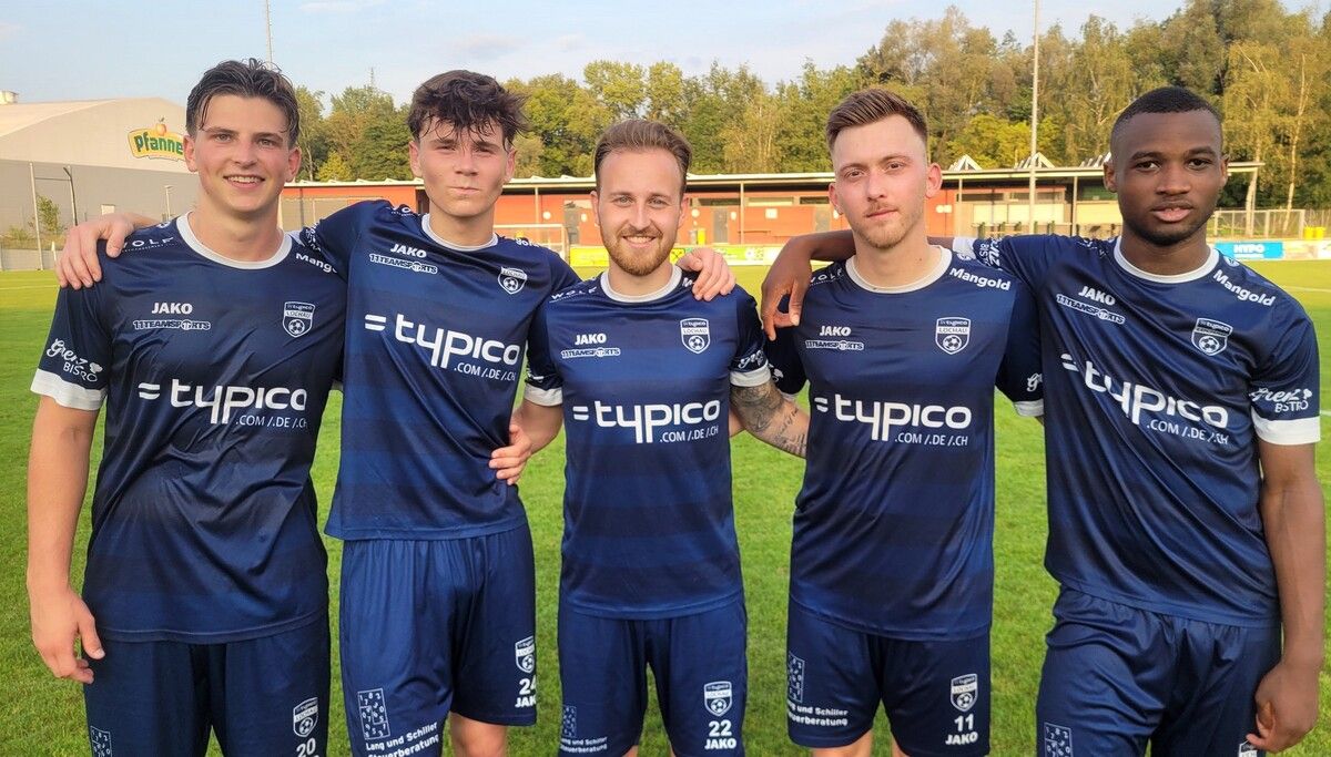 Lukas Rusch, Nicolas Messmer, Kevin Prantl, Marcel Ladinek und Osas Amenaghawon sollen als prädestinierte Stürmer für die Lochauer Tore sorgen. Dazu kommt im Besonderen auch die Neuerwerbung Sandro Gotal (nicht im Bild). ⇒BMS