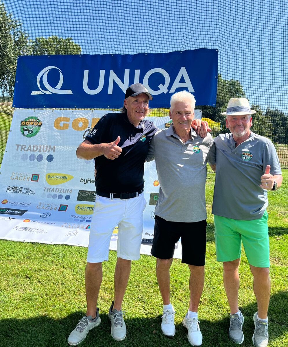 Mario Weger, Fußball-Legende Kurt Jara und ein entspannter Mathias Berthold (v. l.).