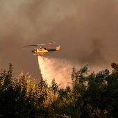 Großbrand nördlich von Athen