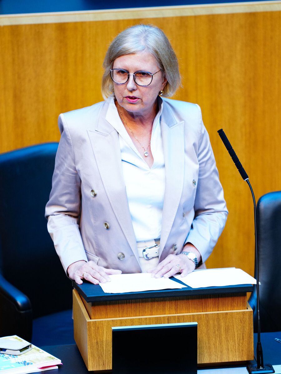 Rechnungshofpräsidentin Margit Kraker fordert eine neuerliche Prüfung. APA