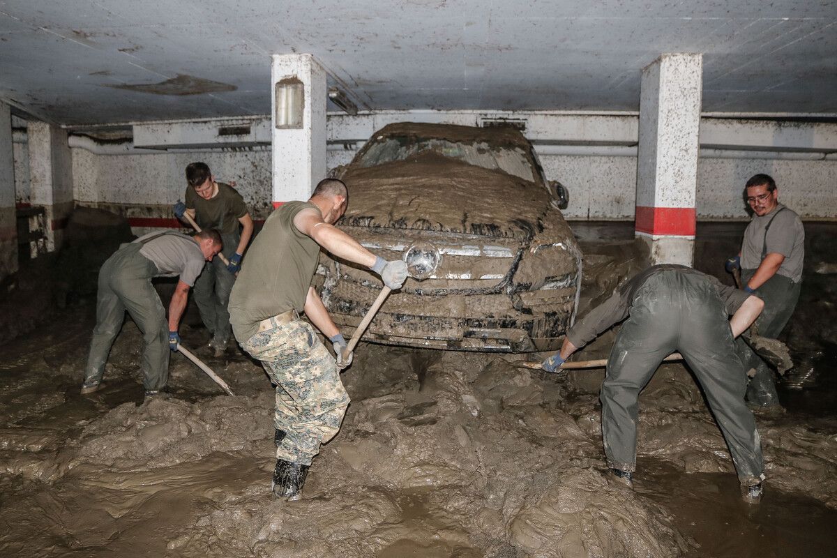 Seit Mittwoch ist das Bundesheer im Einsatz. Doch auch Vorarlberger Unternehmer helfen ihren Tiroler Nachbarn. ⇒BMLV/Hörl