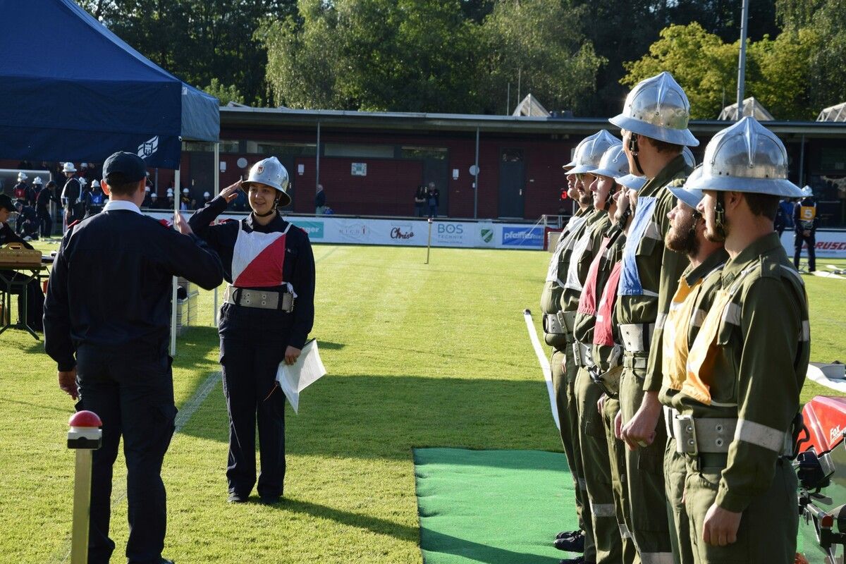 Starke Leistung: Feuerwehr Bludesch erzielte beeindruckenden 7. Platz bei Landesfeuerwehrwettkämpfen.⇒ Feuerwehr Bludesch