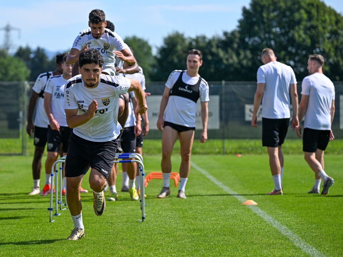 Viele Hürden galt es im Training zu nehmen. Ab heute werden wieder die Ergebnisse im Mittelpunkt stehen.gepa/2