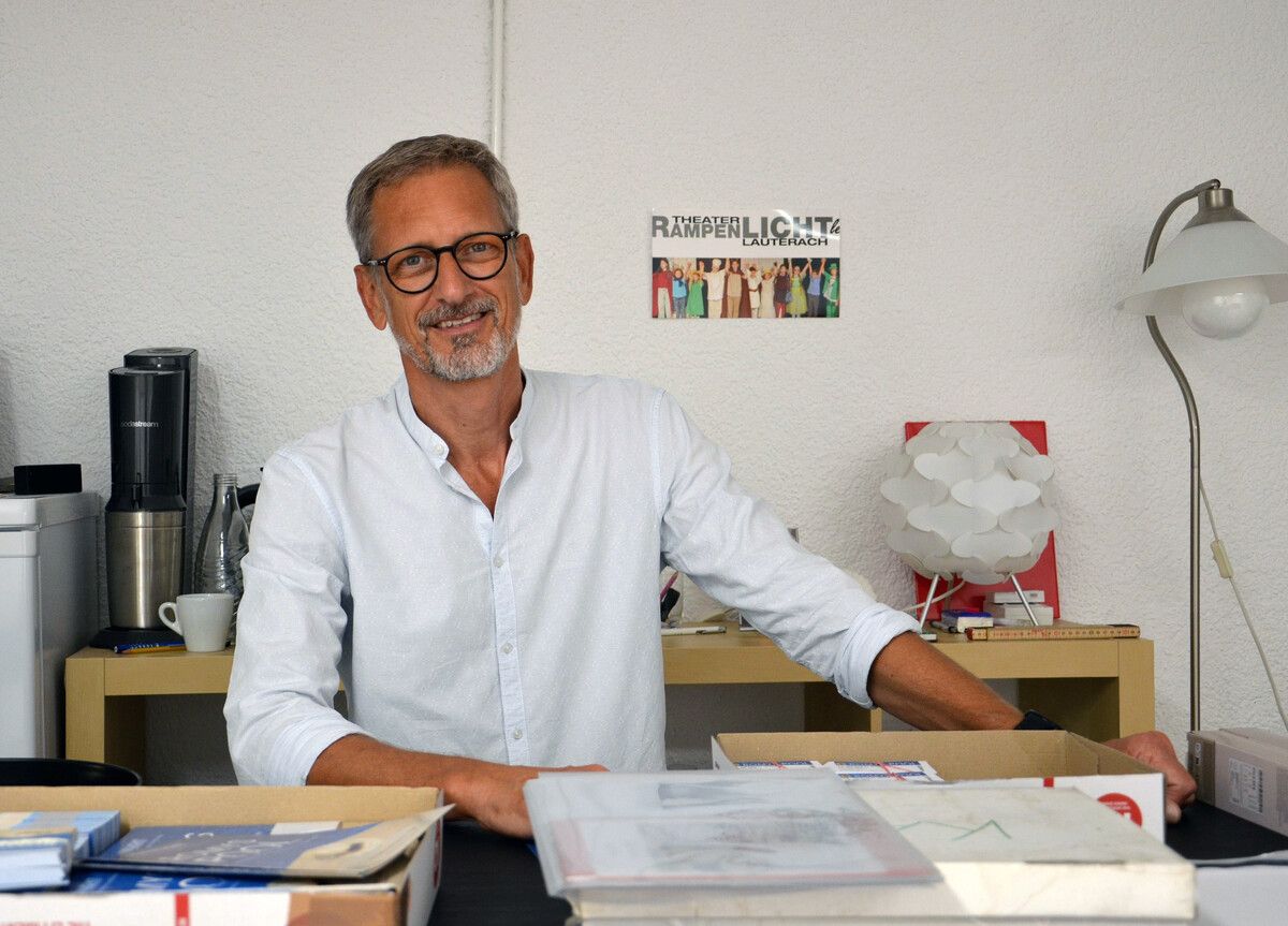Als Obmann des Theaters Rampenlicht hat Werner Moosbrugger einen umfangreichen Aufgabenbereich zu bewältigen.⇒