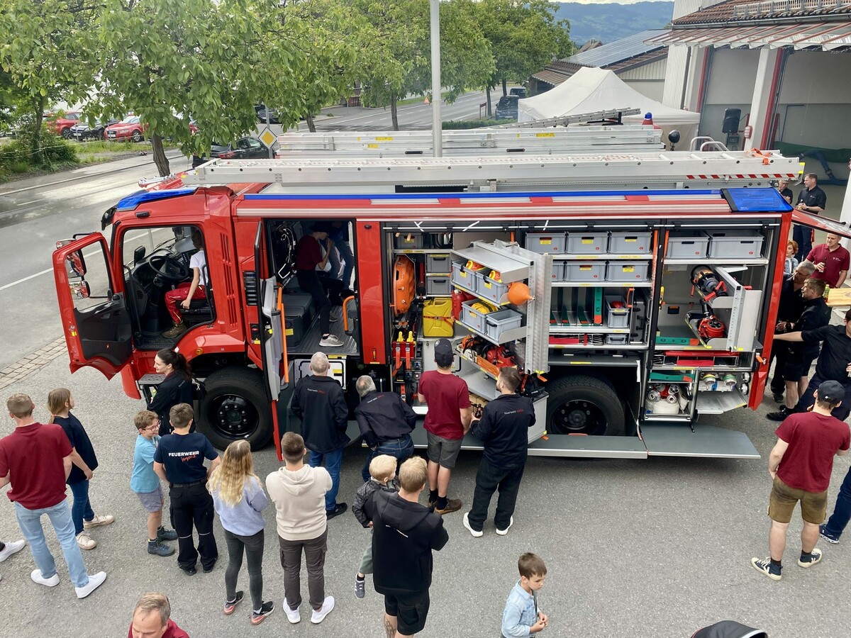 Am Wochenende wird das neue Tanklöschfahrzeug der Röthner Feuerwehr gesegnet und vorgestellt.⇒of röthis