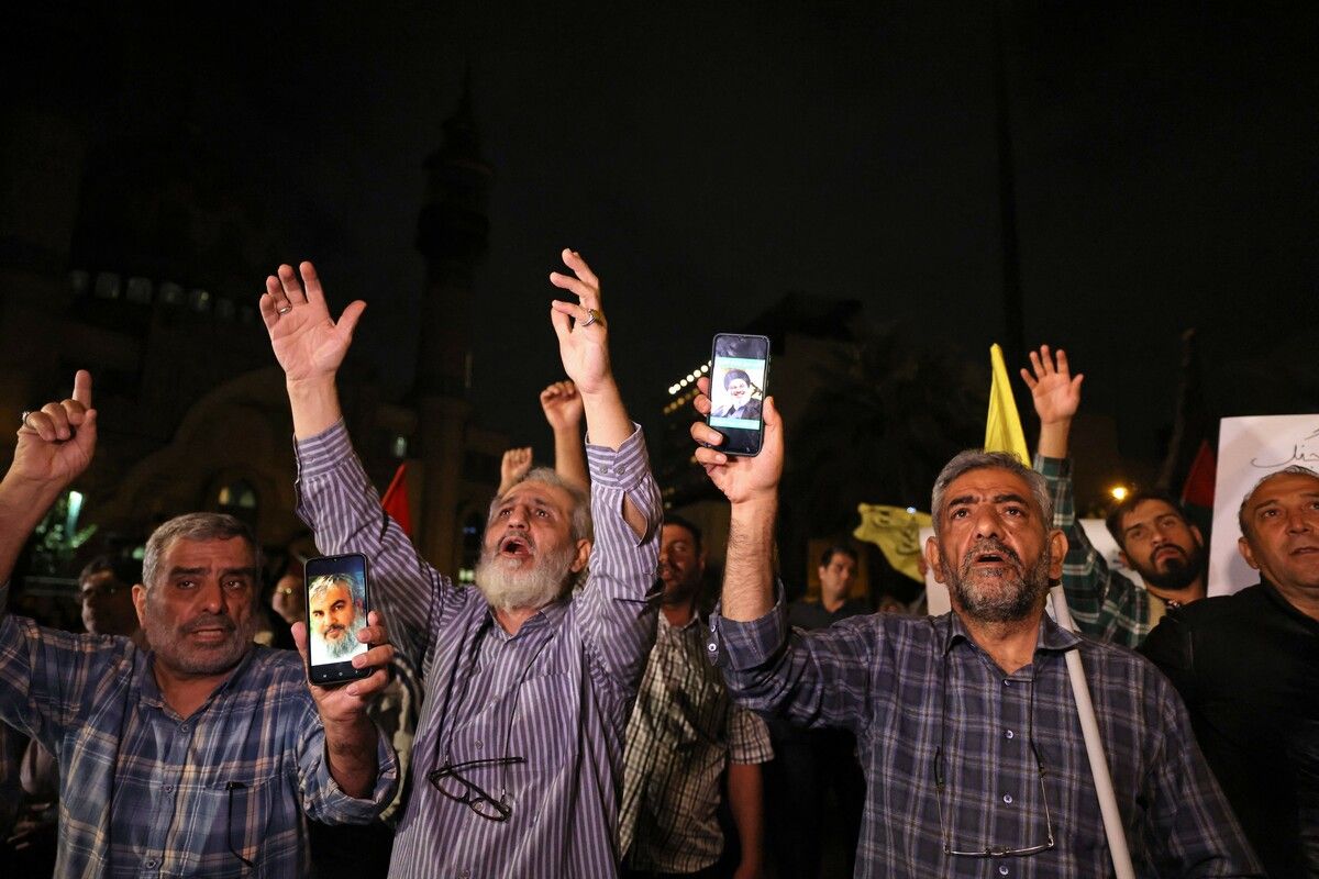 Anhänger der Hisbollah schwören nach Tötung des Generalsekretärs Hassan Nasrallah Rache.⇒AFP