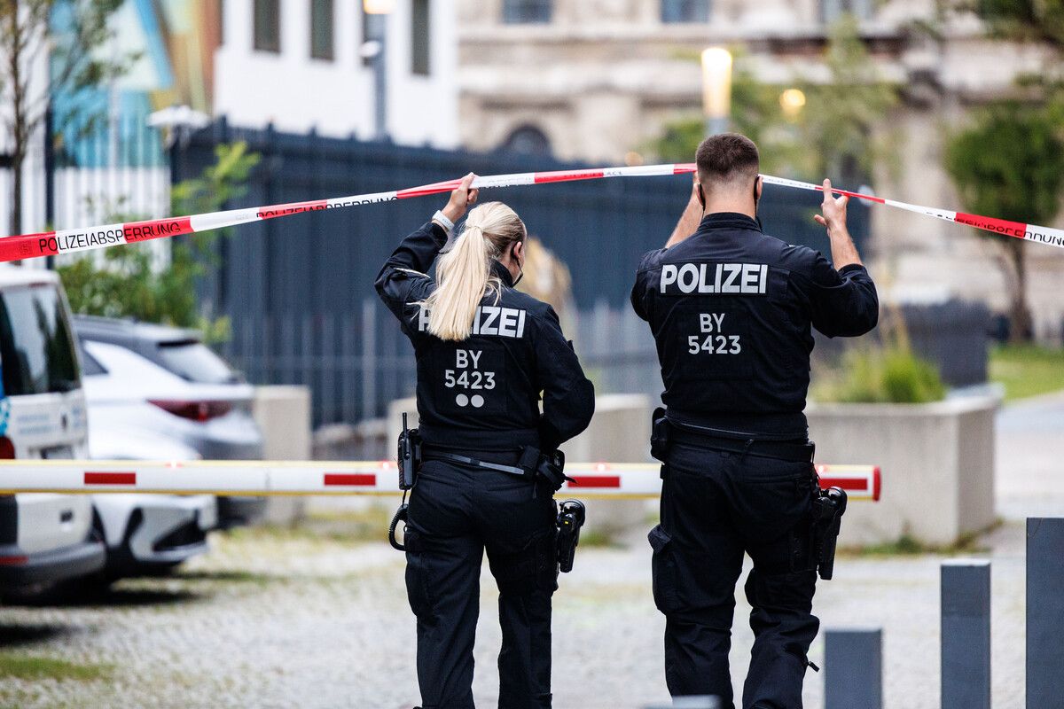 Der Angreifer von München hat bei dem Anschlag auf das israelische Generalkonsulat insgesamt neun Schüsse abgegeben. ⇒apa