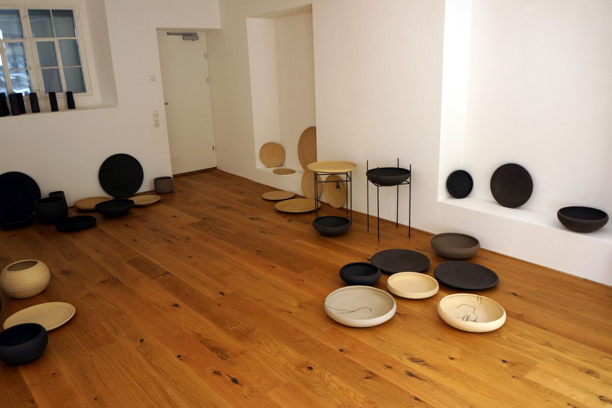 Die Ausstellung in Mesmers Stall in Alberschwende trägt den Titel „schwende”. ⇒F. Ruef