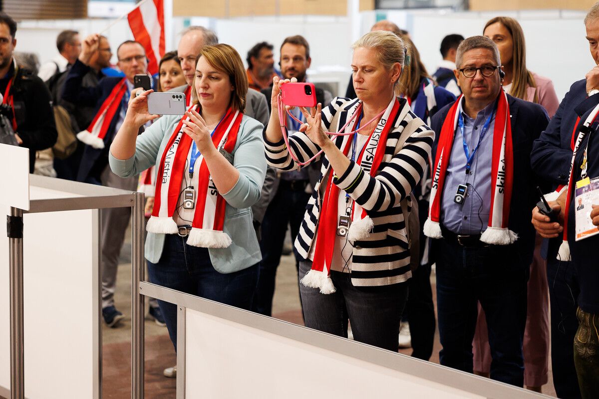 Die Besucher fiebern mit den Teilnehmern mit.