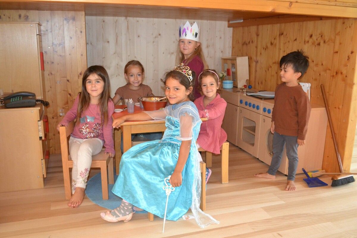Die Kinder fühlen sich sichtlich wohl in den neuen Räumlichkeiten. ⇒EM (2)