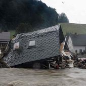 Hochwasser weiter dramatisch