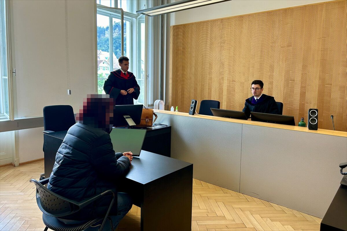 Eine ehemalige Supermarktmitarbeiterin saß wegen gewerbsmäßigen Diebstahls auf der Anklagebank des Landesgerichts Feldkirch. ⇒VN/JMA
