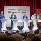 Erste Elefantenrunde zur  Nationalratswahl: Harte Bandagen und nette Worte. »A2