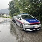 Nach Fund einer Leiche in Kennelbach vermutet die Polizei ein Tötungsdelikt. »A8