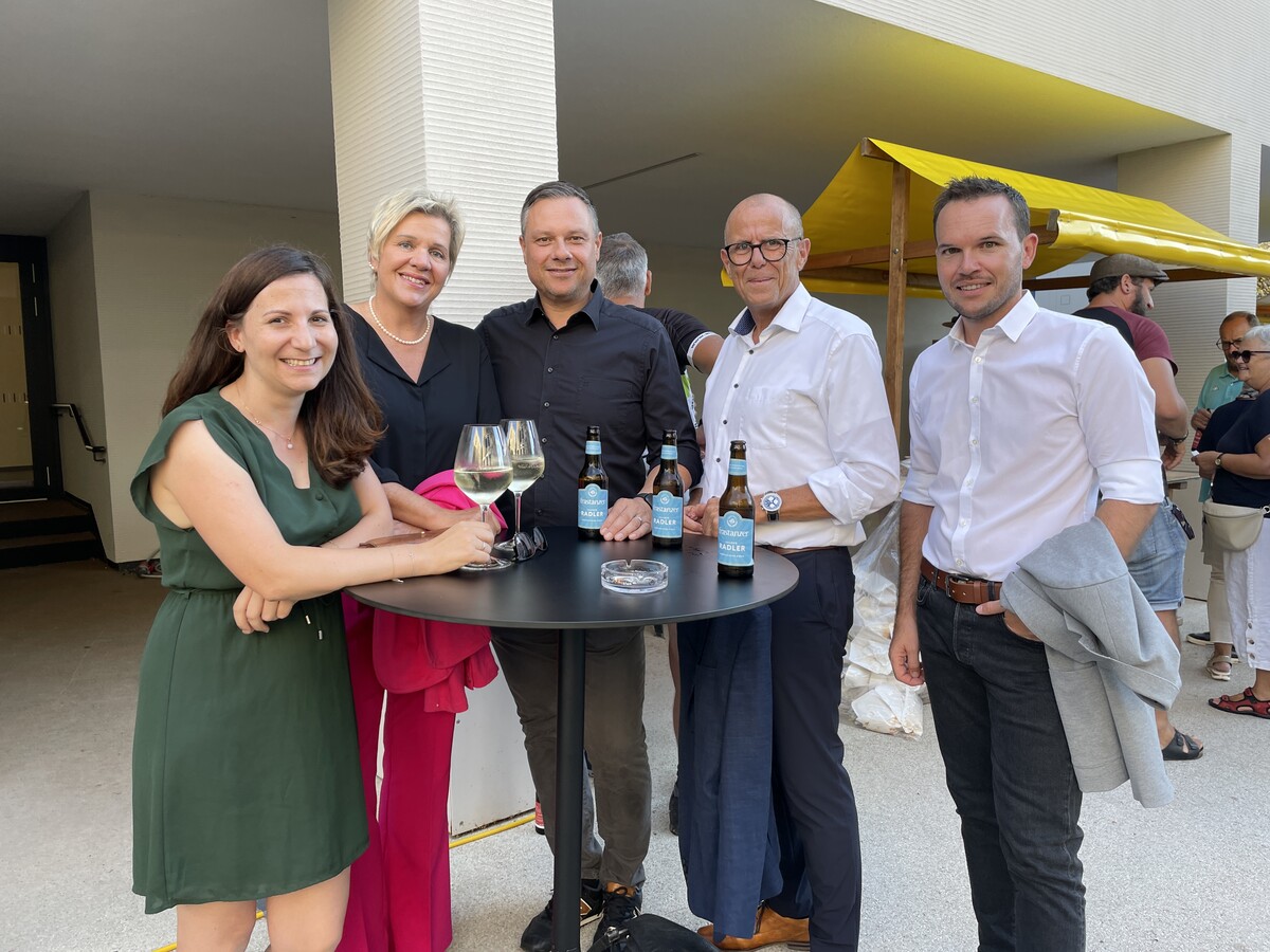 Gemeinderätin Andrea Lins-Gabriel mit Vizebürgermeisterin Michaela Gort, Gemeinderat Jürgen Blacha sowie Bürgermeister Walter Gohm und Gemeinderat Lukas Debortoli.⇒VN/SAH