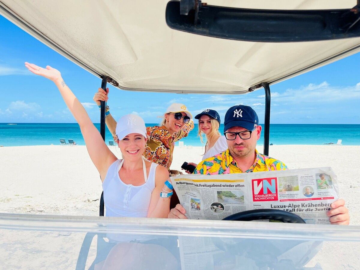 Hallo Vorarlberg! Die Familien Bauer, Mussbacher, Niederer und Wolf gibt auf den Bahamas Gas.