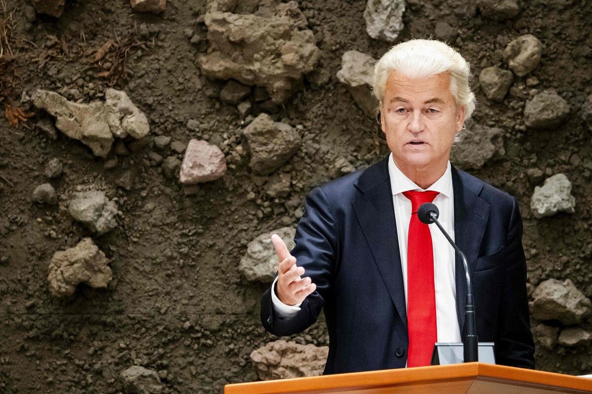 Herzlichen Glückwunsch FPÖ (...) Wir gewinnen! Die Zeiten ändern sich. Identität, Souveränität, Freiheit und keine illegale Einwanderung/Asyl mehr - das ist es, wonach sich Millionen Europäer sehnen! Geert Wilders, Partei für die Freiheit PVV, Niederlande