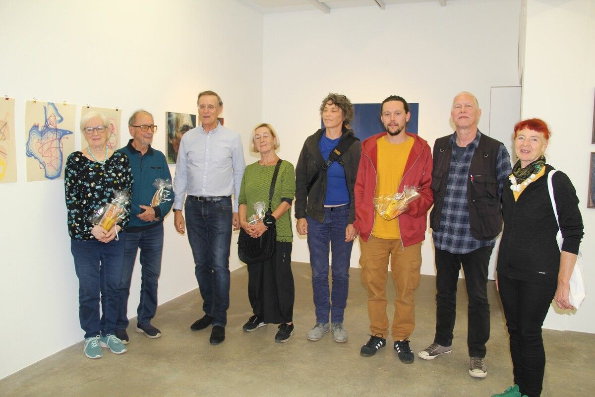 Insgesamt sieben von 15 Seminarleitern waren bei der Vernissage persönlich vor Ort. ⇒STL