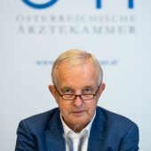 Politik in Kürze