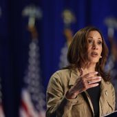 Harris zielt auf Skandal-Republikaner