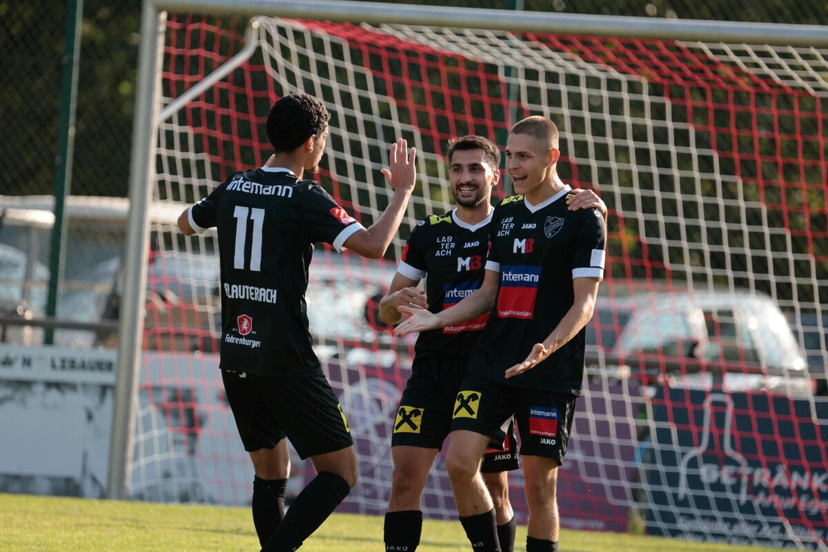Nach dem knappen 2:1-Sieg im Derby gegen Röthis empfängt der FC Lauterach den Vorjahresmeister Austria Salzburg. ⇒HARTINGER