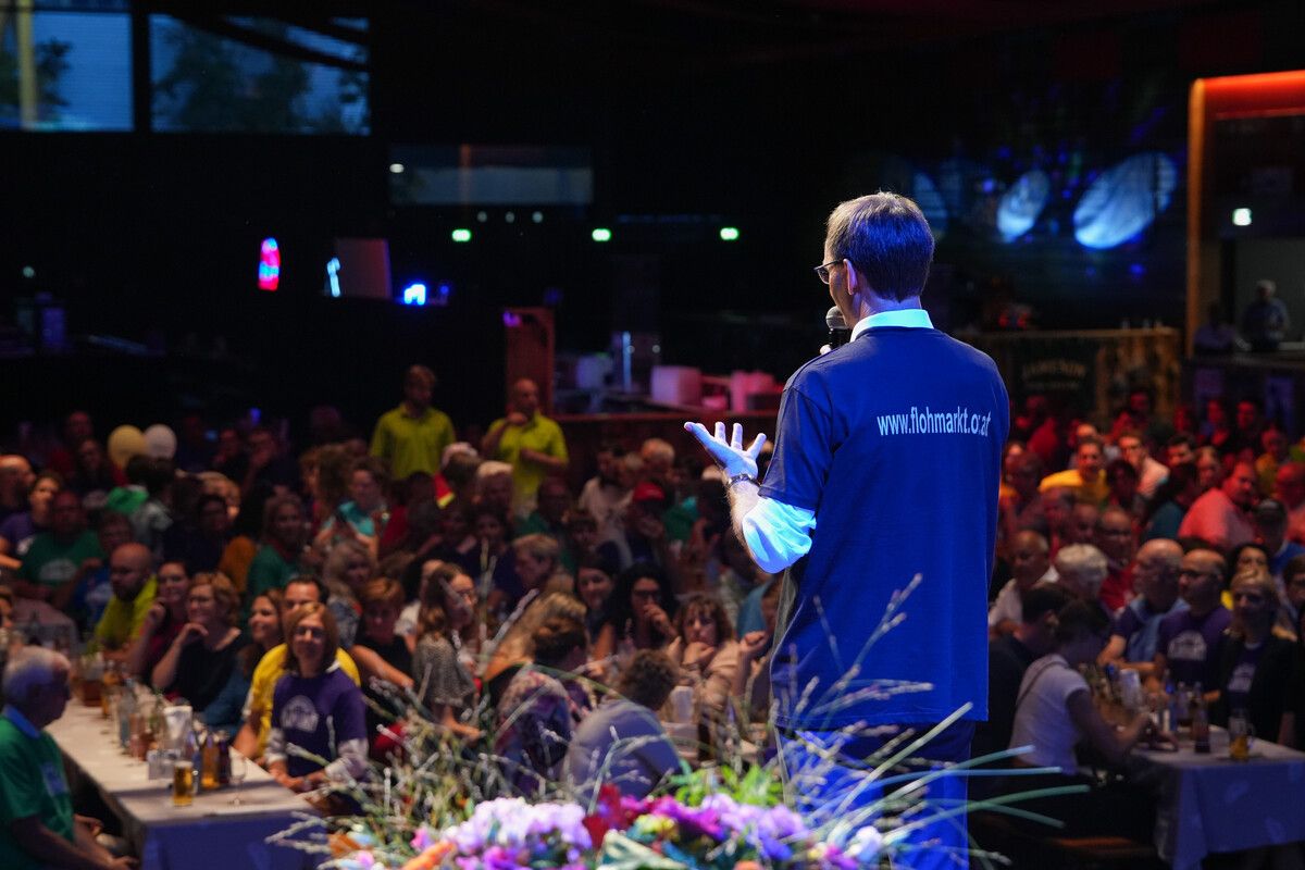 Landeshauptmann Markus Wallner dankte im Rahmen der Dornbirner Messe den Organisatoren des Dornbirner Flohmarkts.⇒VLK