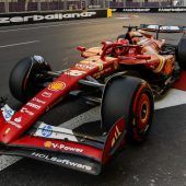 Leclerc stellt  die Bestzeit auf