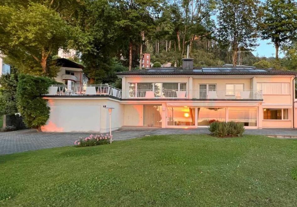 Luxus-Villa in Lochau am See.⇒