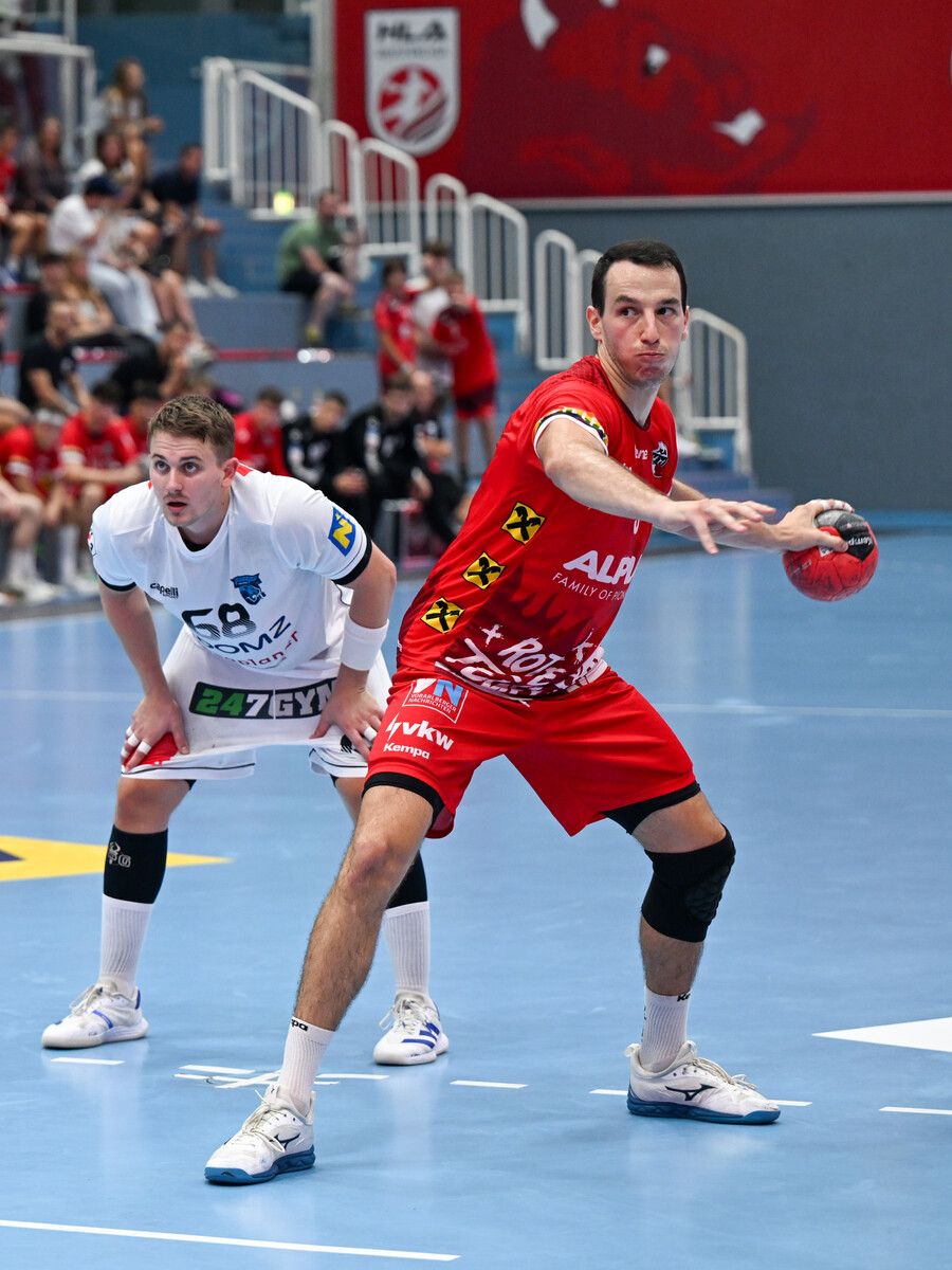 Mario Tokic war der beste Werfer der Harder im ersten Saisonspiel.⇒Gepa