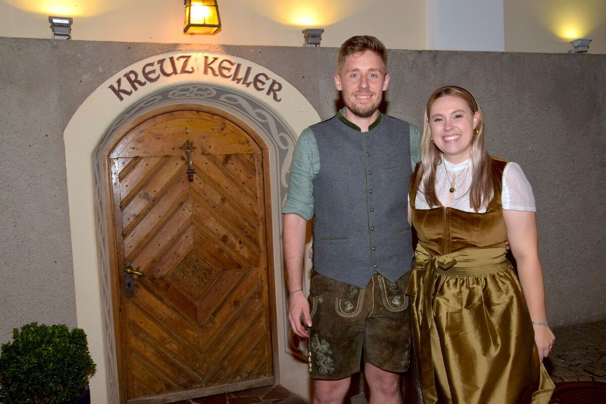 Mathias Papratovic und Theresa Schmid leiten das Gasthaus zum Kreuz.⇒SCO (3)