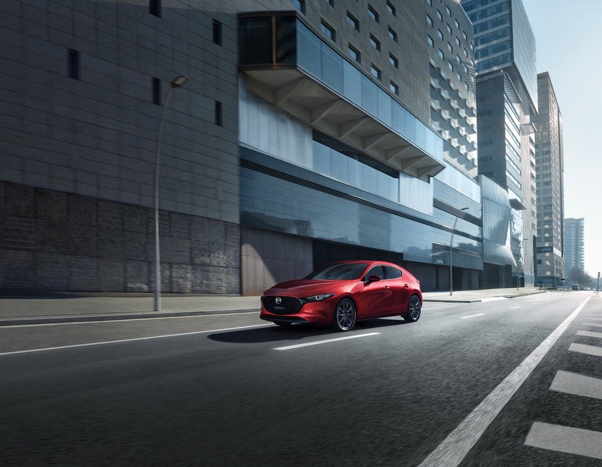 Mazda3: Auch hier ist der Diesel aus dem Programm genommen. Bleiben 2,0- und 2,5-Liter-Benziner, mit 186 und 140 PS. Der Preis: ab 27.450 Euro.