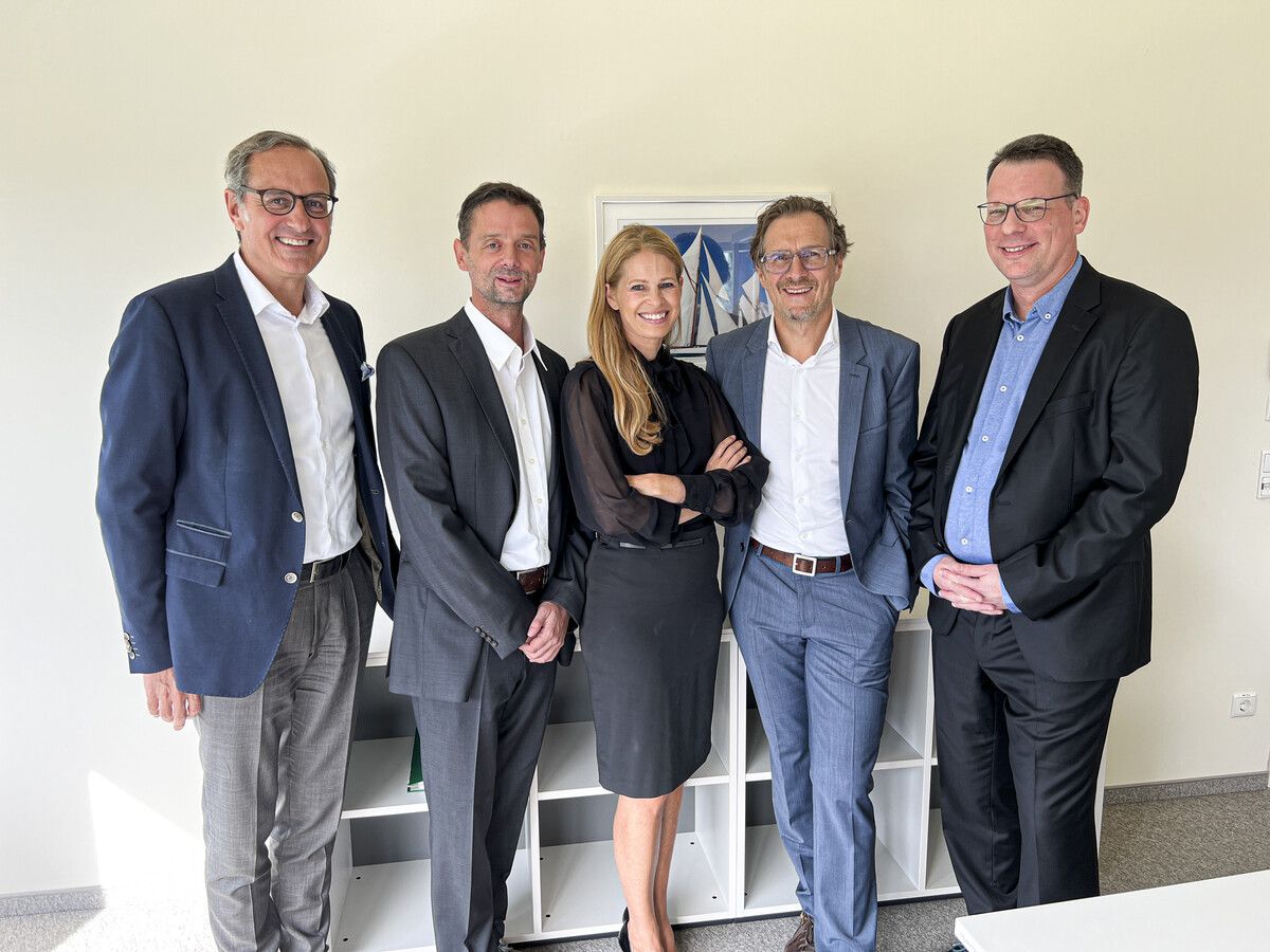 Michael Grahammer, Michael Baschnegger, Elke Schlosser, Christoph Erath und Lorenz Szabo luden ins neue BDO. ⇒Franc
