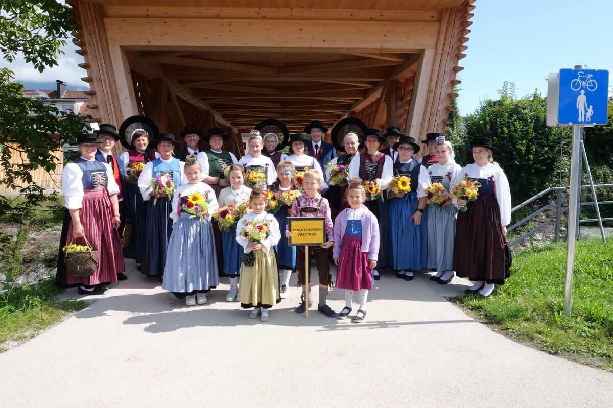 Mitglieder des Trachtenvereins Frastanz. ⇒HE