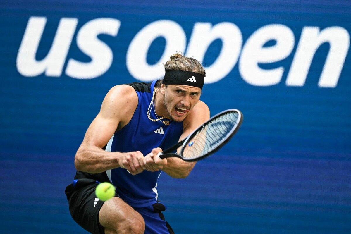 Nach dramatischen fünf Sätzen und dem Aus bei den US Open fehlten dem enttäuschten Alexander Zverev die Worte.⇒apa