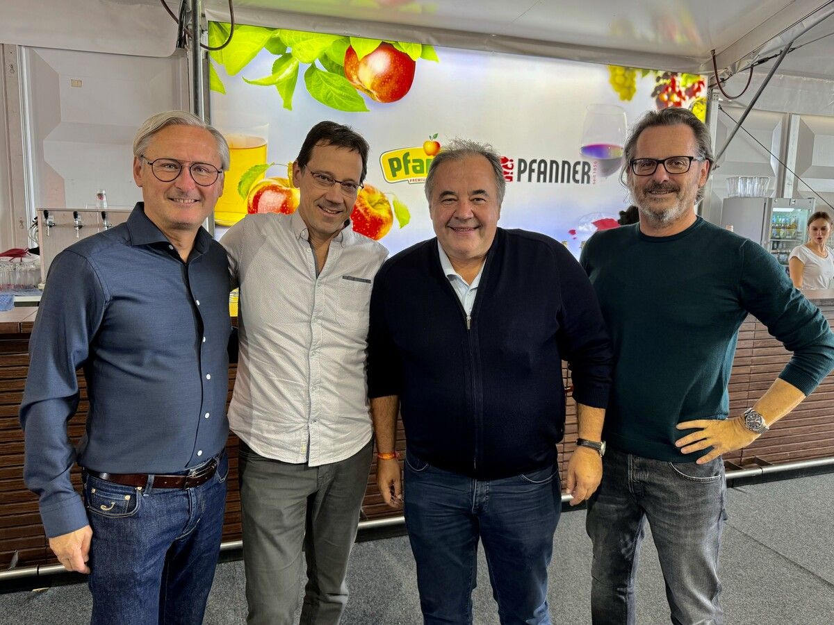 Optimistisch vorm Spiel: Gerhard Hamel, Thomas Grebenz, Peter Pfanner und Egon Hug.