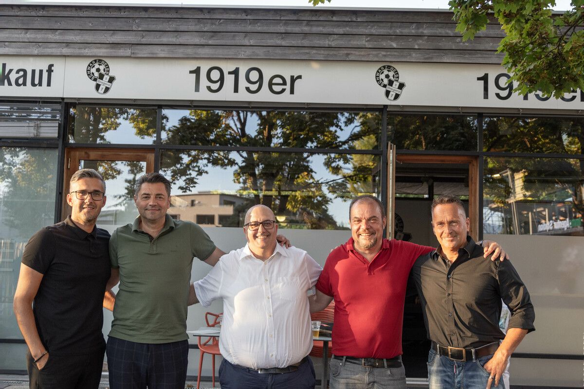 Predrag Zivanovic, Zoran Tomic, Roberto Montel, Ewald Giesinger und Thomas Fricke leiten die Geschicke des Zweitligisten.⇒VN/Hartinger