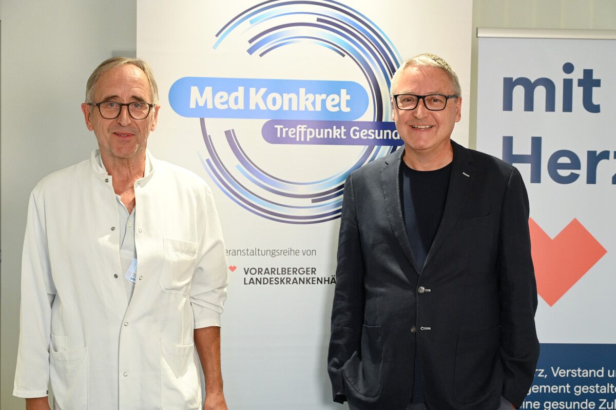 Primar Burkhard Simma (l.) und Primar Christian Huemer informierten umfassend zu Kindernotfällen.⇒vlkh