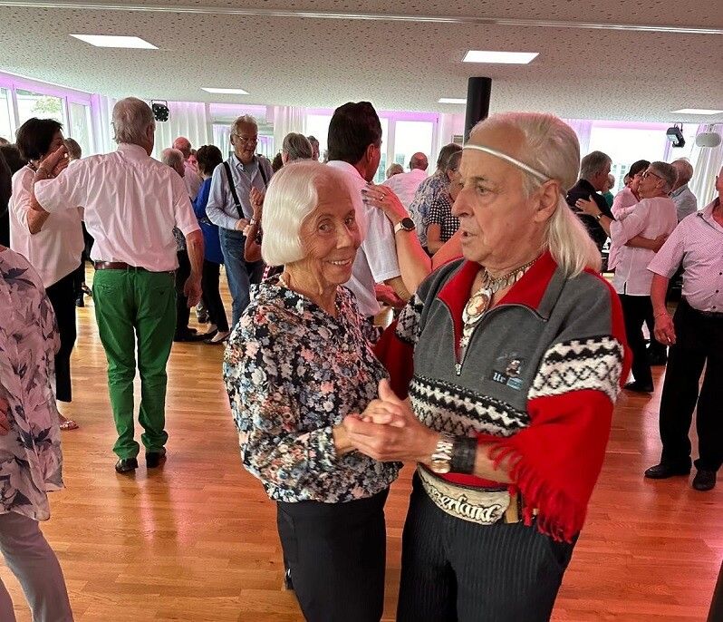 PVÖ-Landestanz: Tolle Stimmung mit rundem Geburtstag.⇒PVÖ Landestanz