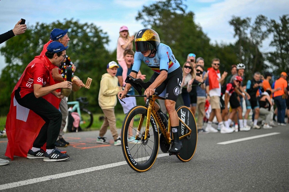 Remco Evenepoel ist in dem wichtigen Zeitfahren nicht zu schlagen.⇒Apa