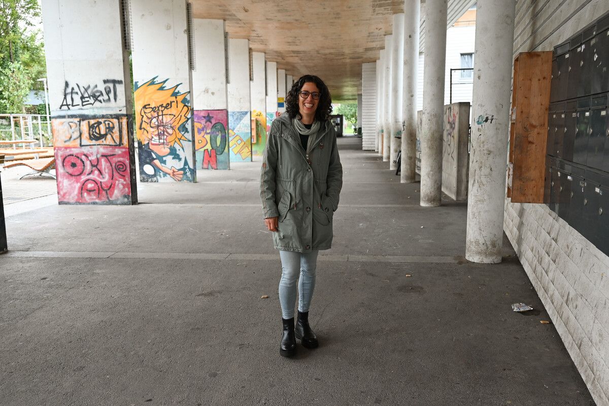 Sandra Wohlgenannt ist die erste Sozialarbeiterin, die seit gut zwei Jahren die Bewohner in der Hannes-Grabher-Siedlung betreut. ⇒bvs