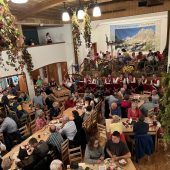 Eingesendet. Vereinsnachrichten aus dem Bezirk