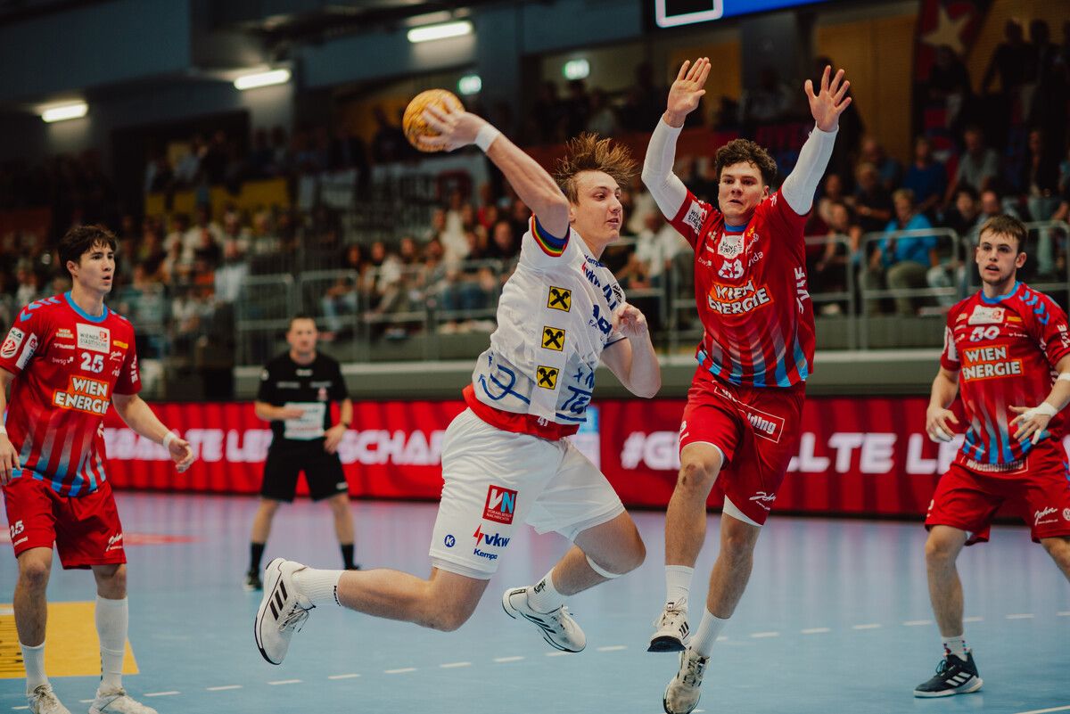 Youngster Lukas Fritsch trug mit seiner Leistung in Abwehr und Angriff maßgeblich zum Umschwung und etwas glücklichen Punktgewinn bei. ⇒GEPA