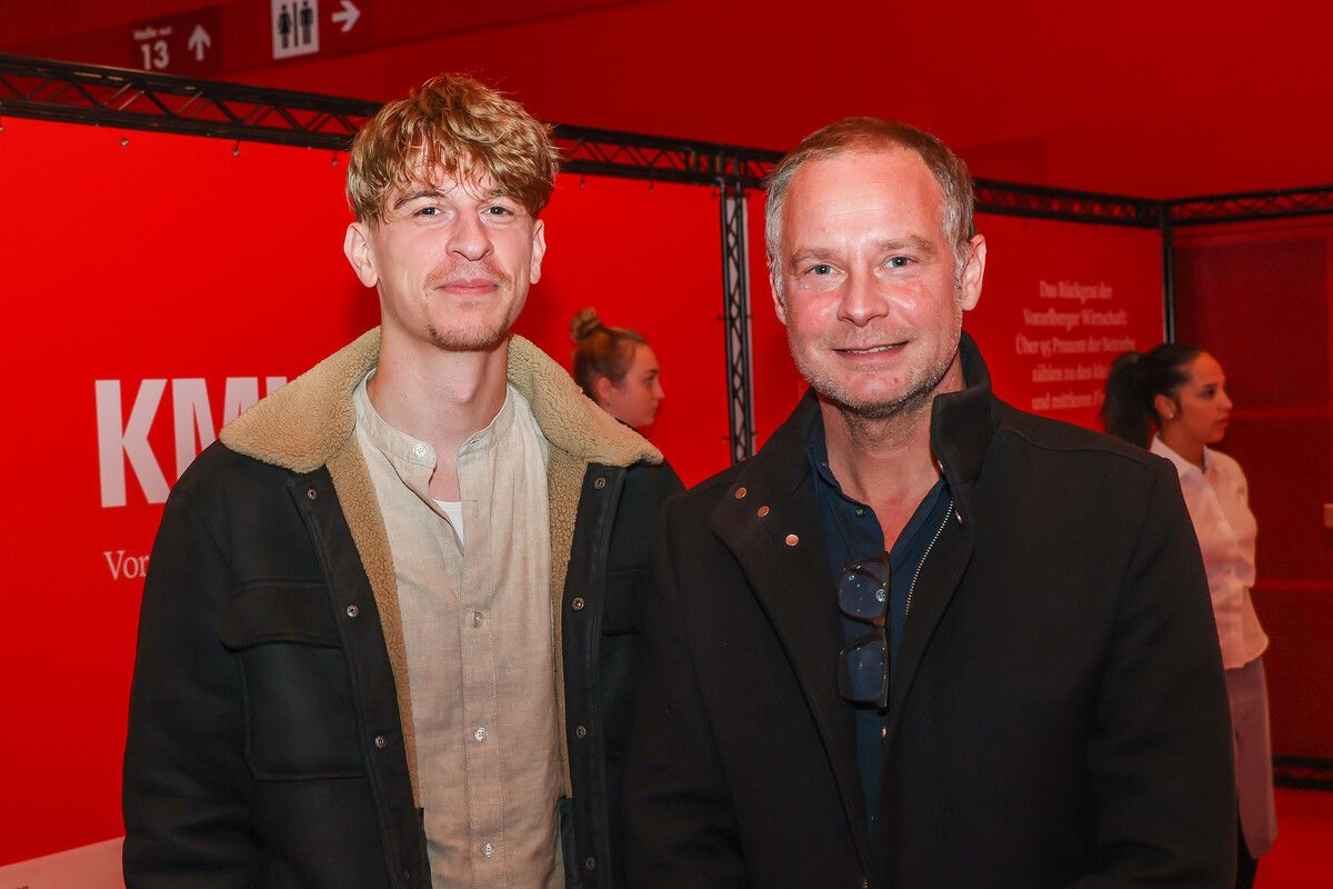 Alexander Vrabl und Martin Hundertpfund (Wirtschaftskammer).