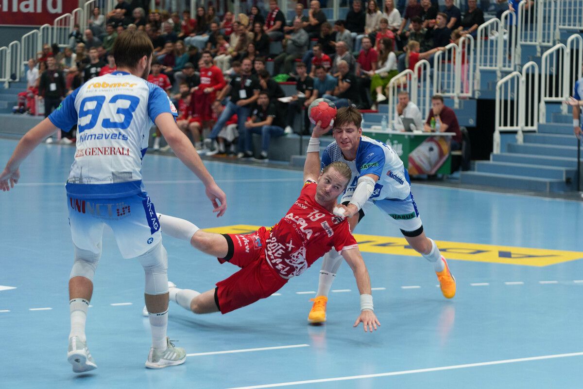 Alpla-HC-Hard-Kapitän Nico Schnabl hat sich nach seiner Verletzungspause rechtzeitig vor dem Topduell gegen Bruck/Trofaiach wieder zurückgemeldet. ⇒GEPA