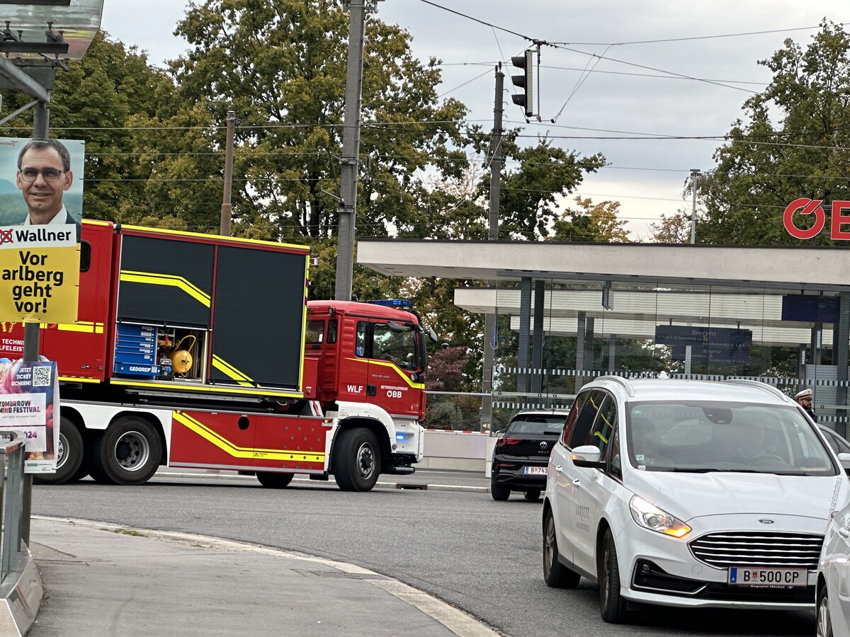 Am 3. Oktober drohte der Schweizer, am Bahnhof Bregenz eine Bombe hochgehen zu lassen. In der Stadt herrschte Ausnahmezustand.  ⇒Vol.at