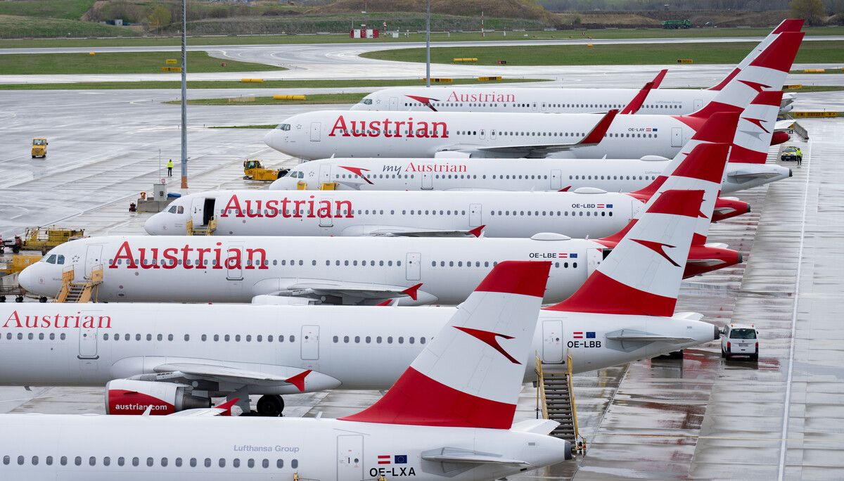 AUA-Flugzeuge am Flughafen Wien-Schwechat: Die Staatsanwaltschaft Korneuburg untersucht  mögliche Versäumnisse bei der Schulung der Piloten. ⇒apa