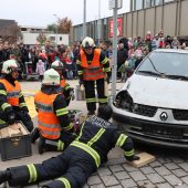 Lauteracher Feuerwehr übte Unfalleinsatz